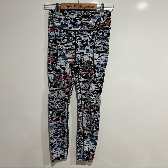 Lululemon Break Free Tight (25")
Culture Clash Starlight Black - Picture 4 of 8